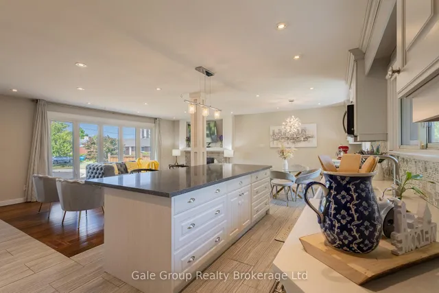 Additional image 18 of 15 Kelvin Crt