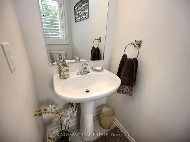 Additional image 41 of 620 LANGHOLM St