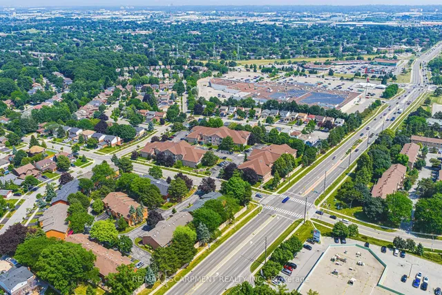 Additional image 37 of 3050 Pinemeadow Dr Unit 6