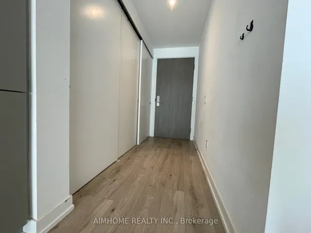 Additional image 8 of 161 Roehampton Ave Unit 1109