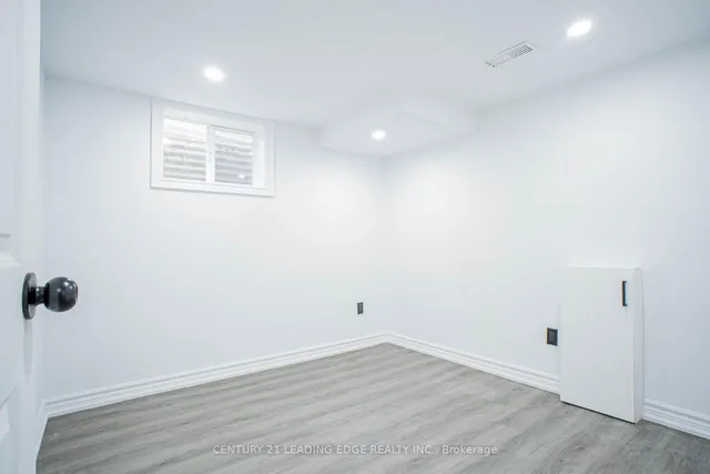 Additional image 23 of 77 Elford Cres