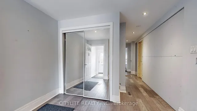 Additional image 7 of 170 Lambton Ave