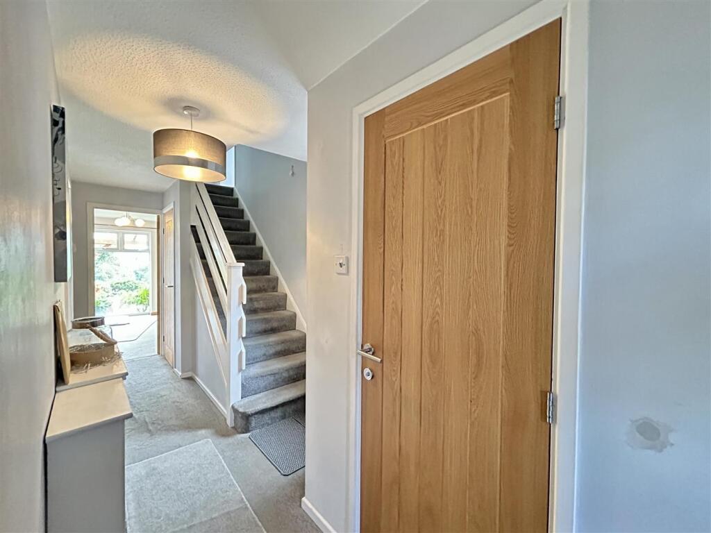 Additional image 31 of Willetts Drive, Halesowen