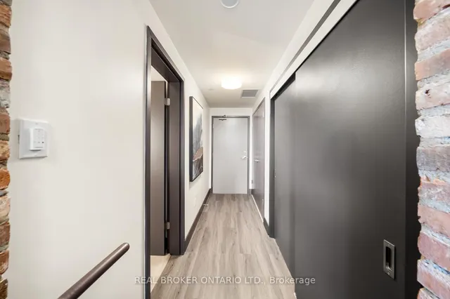 Additional image 19 of 121 King St East St Unit 206