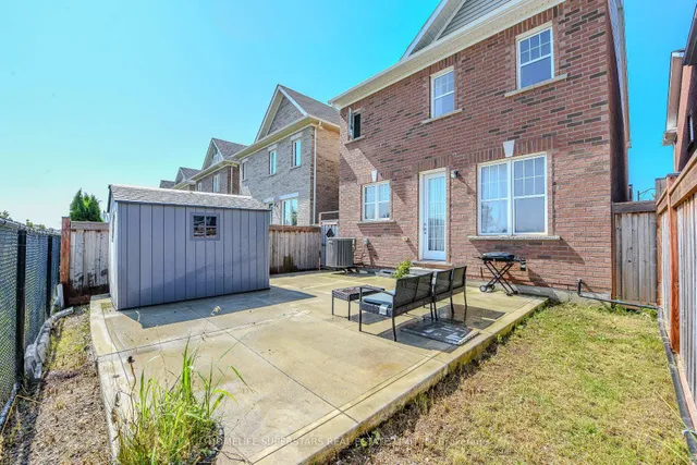 Additional image 46 of 1395 Chretien St