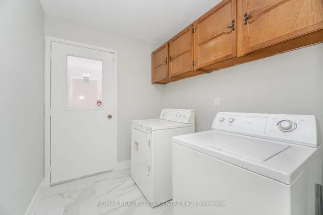 Additional image 26 of 76 Moffatt Ave