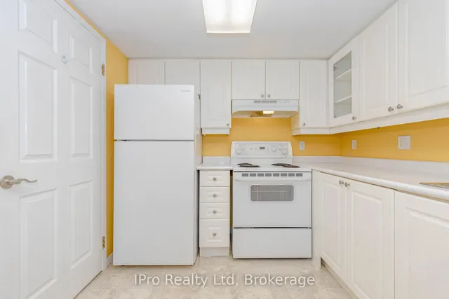 Additional image 17 of 137 Martin St Unit 203