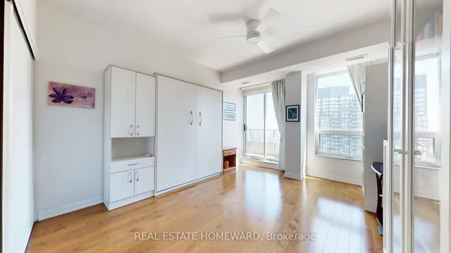 Additional image 18 of 500 Sherbourne St Unit 2706