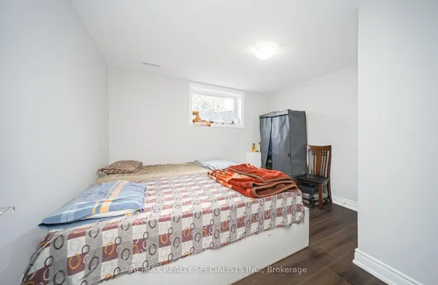 Additional image 32 of 2 Dunster Cres