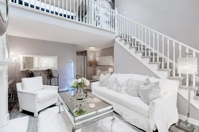 Additional image 39 of 1280 Maple Crossing Blvd Unit 11