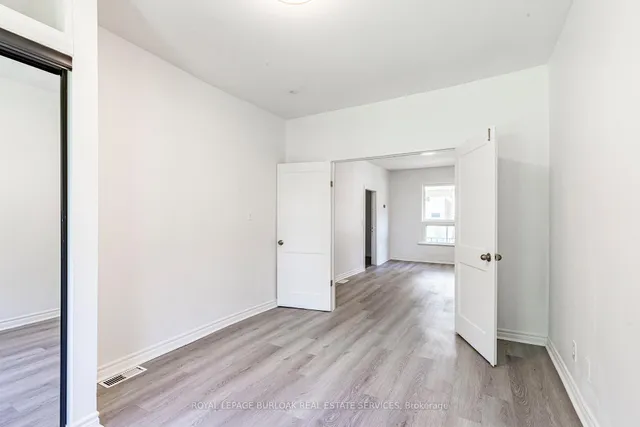 Additional image 8 of 22 Myrtle Ave