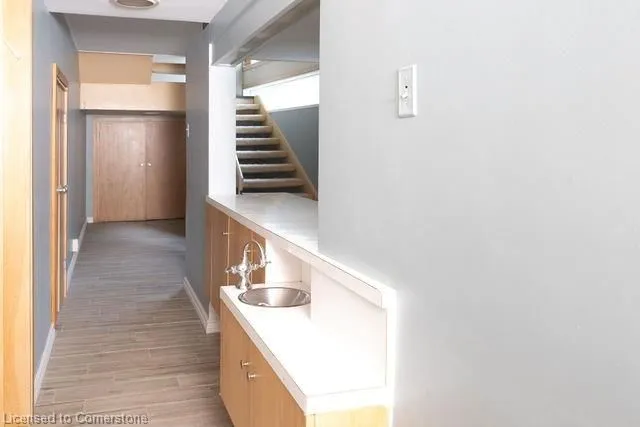 Additional image 34 of 90 Winston Ave