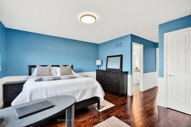 Additional image 29 of 2 Newell Crt