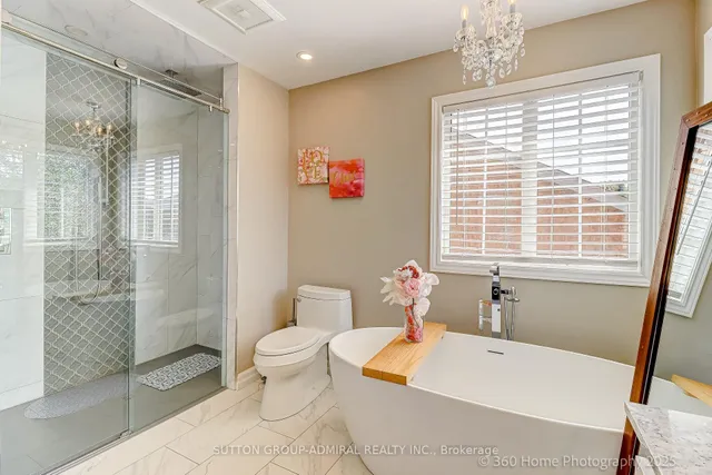 Additional image 17 of 1065 Woodward Ave