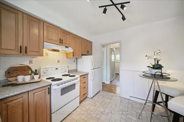 Additional image 16 of 93 Clonmore Dr