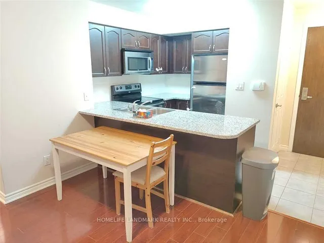 Additional image 4 of 35 Hollywood Ave Unit 1515