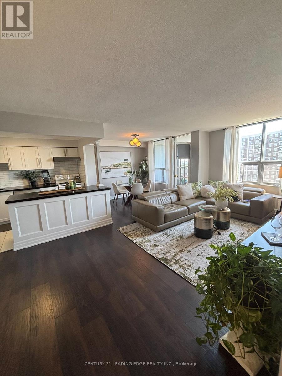 1704 - 10 EDGECLIFF GOLFWAY|Toronto (Flemingdon Park), Ontario M3C3A3