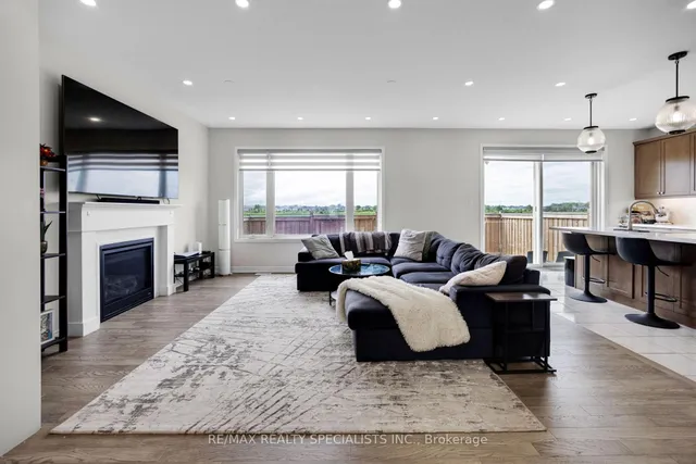 Additional image 11 of 849 Aspen Terr