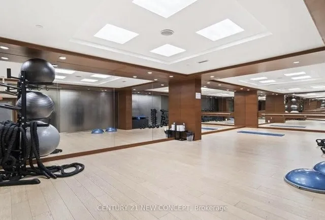 Additional image 24 of 39 Queens Quay Unit 526