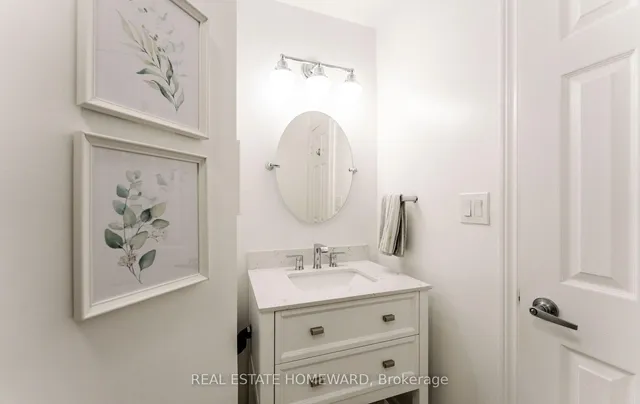 Additional image 21 of 2 Brian Peck Cres Unit 102