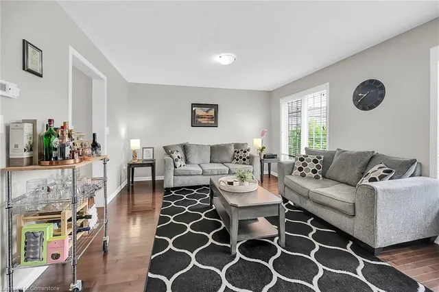 Additional image 15 of 21 Hepworth Cres