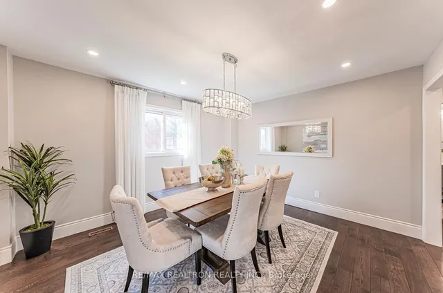 Additional image 17 of 221 Old Orchard Circ