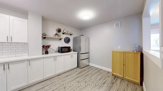 Additional image 9 of 100 Quigley Rd Unit 119