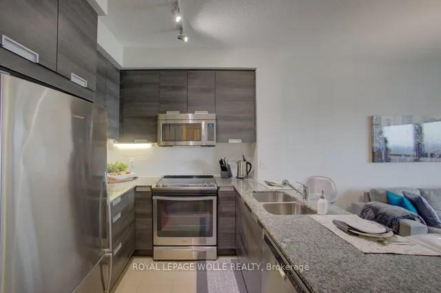 Additional image 12 of 75 Eglinton Ave Unit 1601