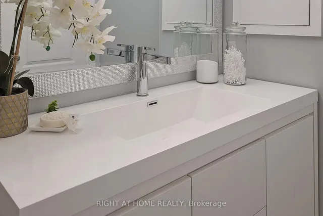 Additional image 32 of 3 Rean Dr Unit 2201