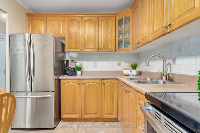 Additional image 14 of 11 Neilson Dr Unit 202