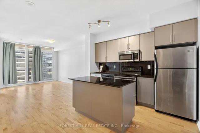 Additional image 22 of 55 Bremner Blvd Unit 3302