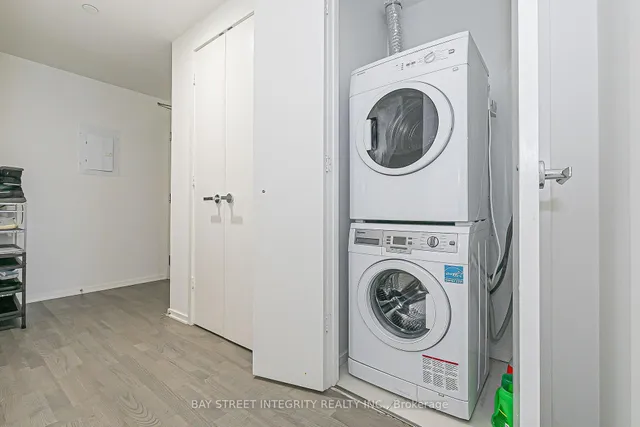 Additional image 17 of 1 Bloor St Unit 1110