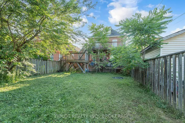 Additional image 28 of 209 Rosslyn Ave