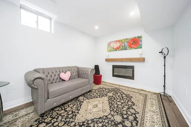 Additional image 40 of 180 Bonnie Braes Dr