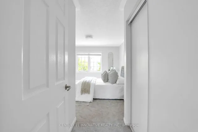 Additional image 31 of 12 Knotwood Cres