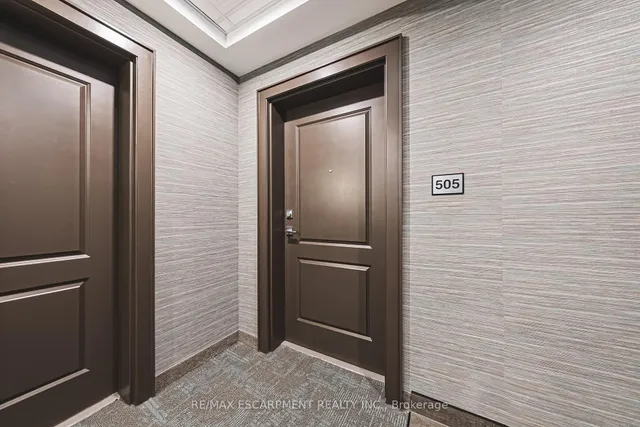 Additional image 20 of 460 Dundas St Unit 505