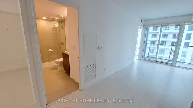 Additional image 10 of 19 Western Battery Rd Unit 1902