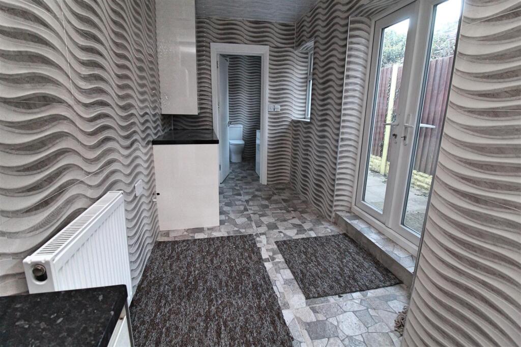 Additional image 4 of New Street, Dordon, Tamworth