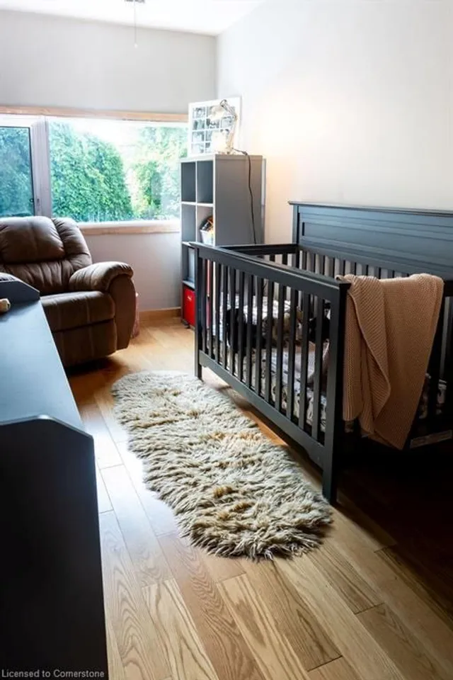 Additional image 25 of 90 Winston Ave