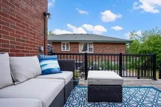 Additional image 46 of 103 Neilson Dr