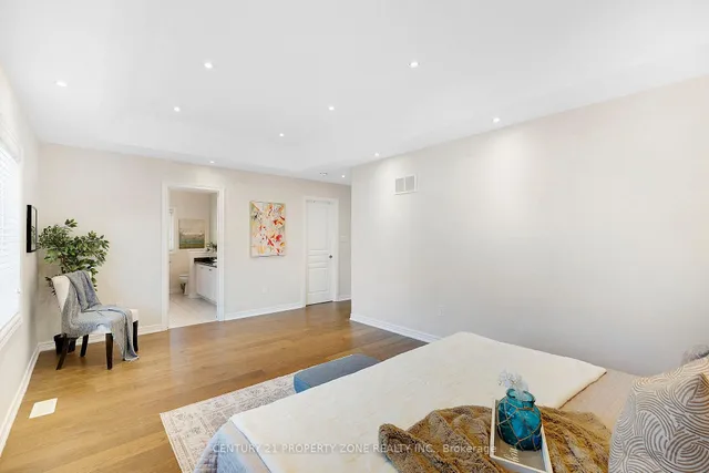 Additional image 17 of 161 Bonnie Braes Dr