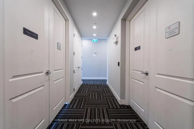 Additional image 33 of 640 Sauve St Unit 422