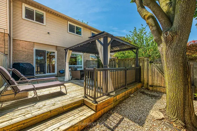 Additional image 42 of 15 Derby St Unit 4