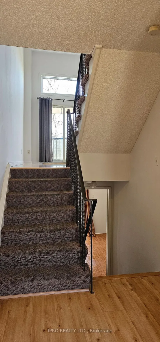 36 Dawson Cres Unit 36