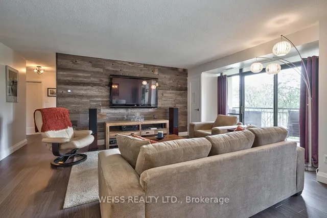 Additional image 8 of 500 Green Rd Unit 402