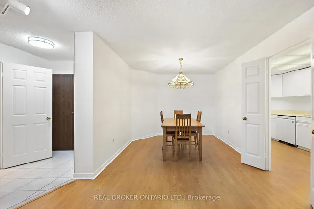 Additional image 4 of 280 Simcoe St Unit 206A