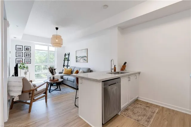 Additional image 5 of 81 Robinson St Unit 310