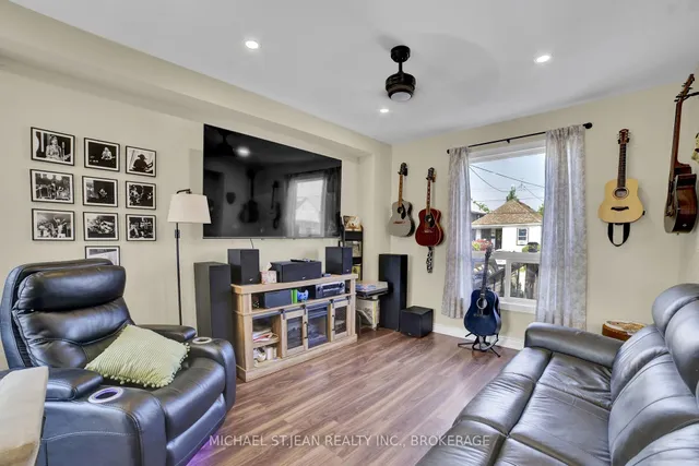 Additional image 10 of 6 Frederick Ave