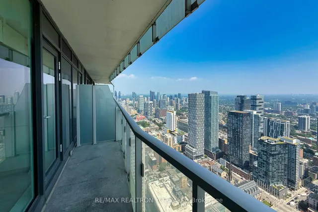 Additional image 18 of 197 Yonge St Unit 5104