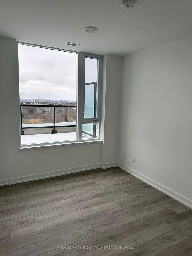 Additional image 7 of 3100 Keele St Unit 918